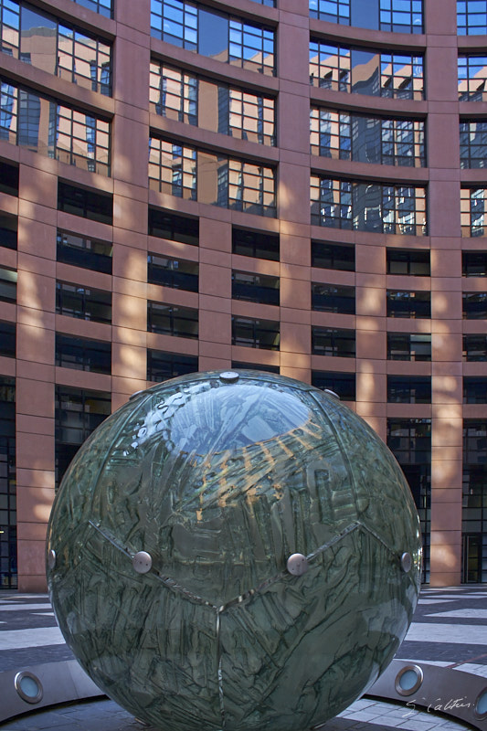 © All Rights Reserved - 2011-06-02 18:36:57 - f/7.1 1/125sec ISO-400 18mm - France, Alsace, Strasbourg, Parlement européen