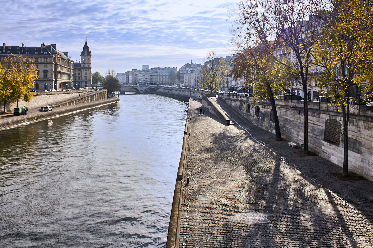 © All Rights Reserved - 2011-11-12 11:57:23 - f/8 1/180sec ISO-100 18mm - France, Île-de-France - Paris