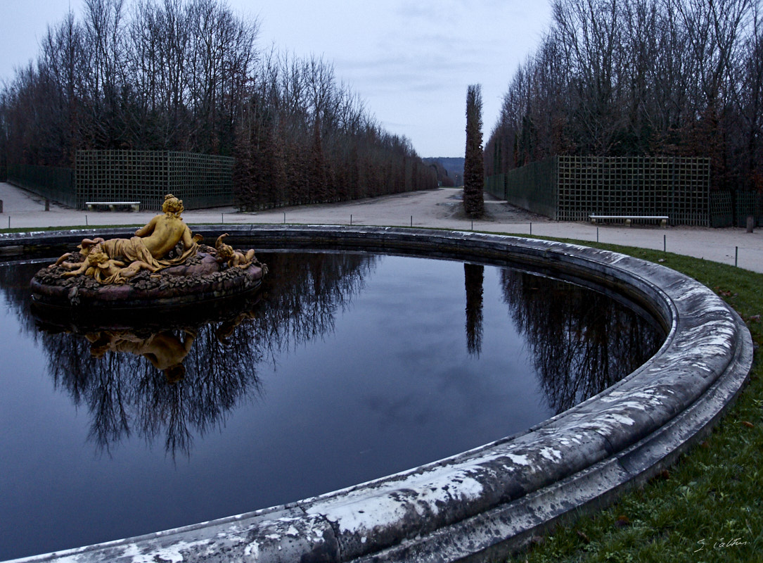 © All Rights Reserved - 2014-12-26 17:10:46 - f/4 1/30sec ISO-1600 23mm - France, Versailles