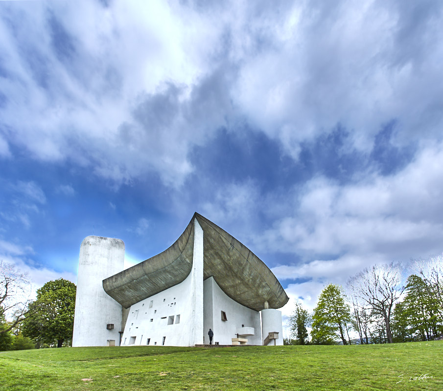 © All Rights Reserved - 2017-04-19 10:55:19 - f/5.6 1/500sec ISO-100 17mm - France, Franche-Comté, Haute-Saône, Ronchamp, Le Corbusier