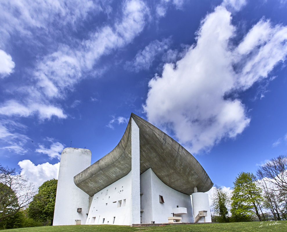 © All Rights Reserved - 2017-04-19 12:44:33 - f/13 1/160sec ISO-100 17mm - France, Franche-Comté, Haute-Saône, Ronchamp, Le Corbusier