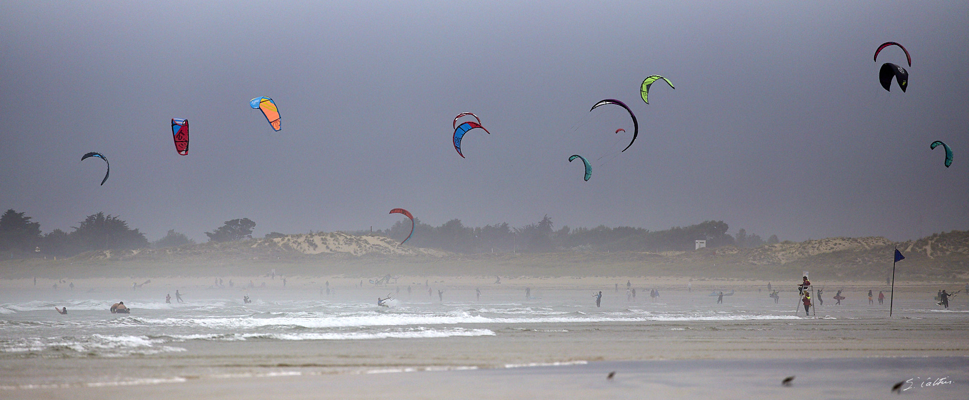 © All Rights Reserved - 2017-08-02 18:14:21 - f/5.6 1/1600sec ISO-400 400mm - France, Bretagne, Carnac