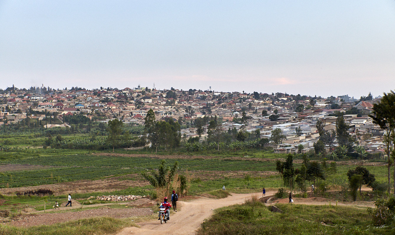 © All Rights Reserved - 2019-08-15 18:08:59 - f/4 1/100sec ISO-2000 45mm - Rwanda, Kigali