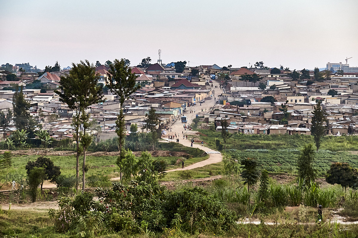 © All Rights Reserved - 2019-08-15 18:09:34 - f/4 1/100sec ISO-2000 70mm - Rwanda, Kigali