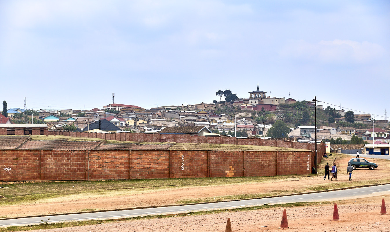 © All Rights Reserved - 2019-08-23 13:48:28 f/5 1/1000sec ISO-100 70mm - Rwanda, Muhanga (Gitarama)