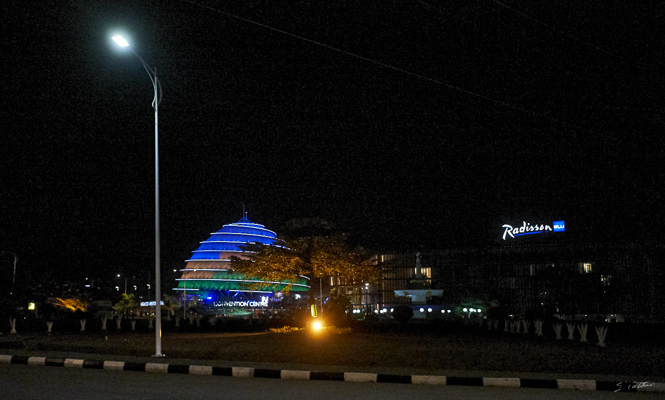 © All Rights Reserved - 2019-08-27 18:46:26 f/2.8 1/400sec ISO-6400 18.5mm - Rwanda, Kigali by night