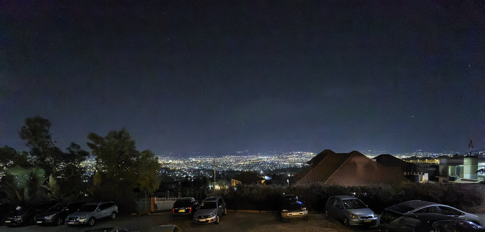 © All Rights Reserved - 2022-12-03 15:49:08 - f/5 1/30sec ISO-25600 17mm - Rwanda, Kigali by night