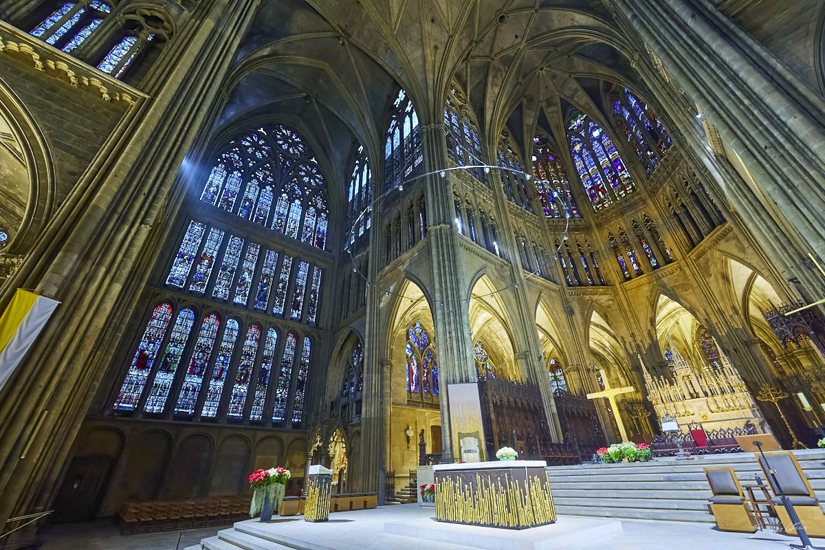 © All Rights Reserved - 2025-01-19 14:38:16 f/6.3 1/13sec ISO-4000 14mm - France, Lorraine, Metz, Cathédrale