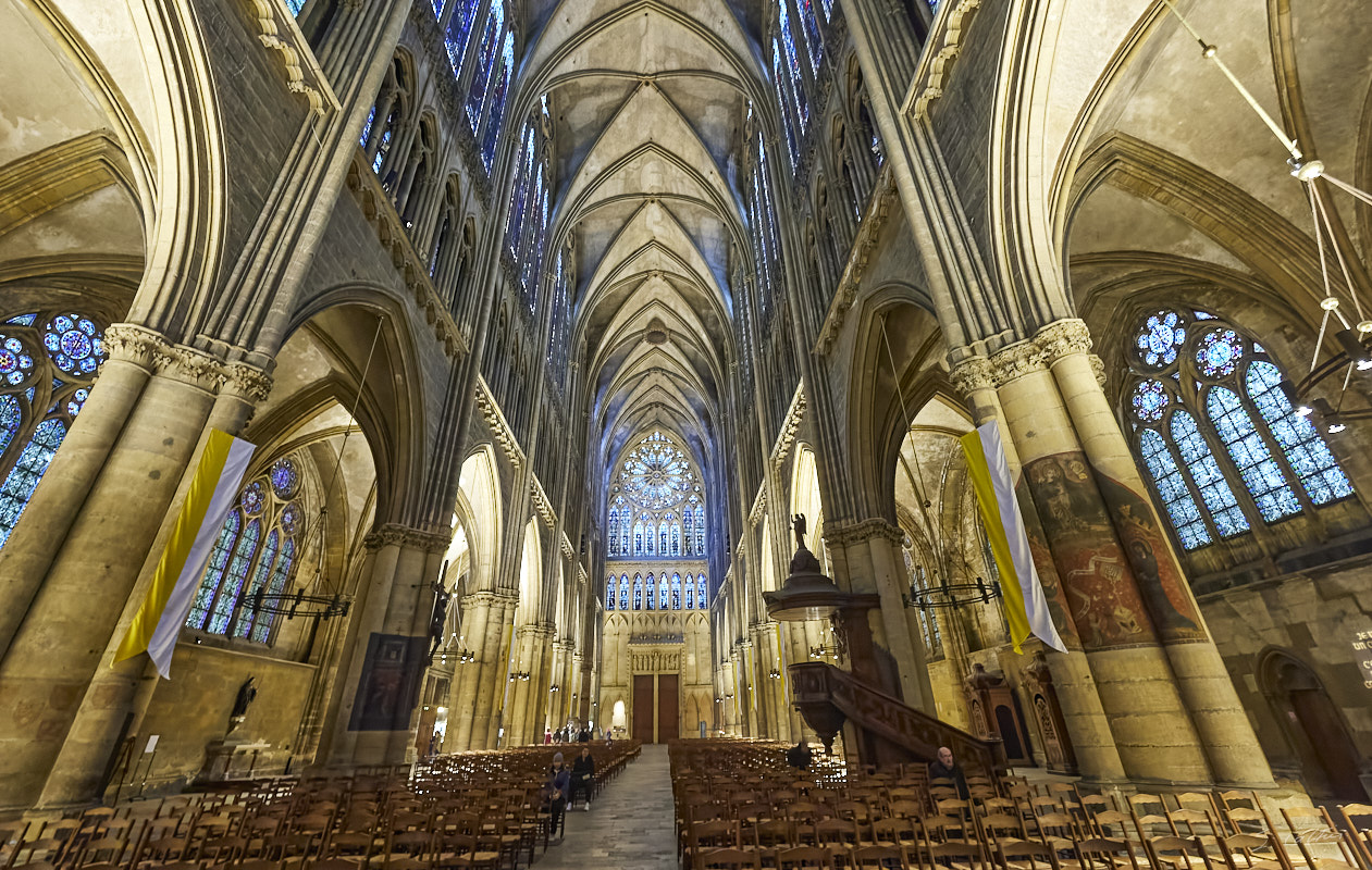 © All Rights Reserved - 2025-01-19 14:38:59 f/6.3 1/10sec ISO-4000 14mm - France, Lorraine, Metz, Cathédrale