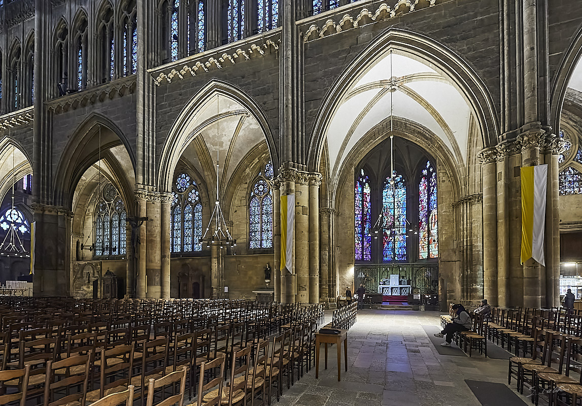 © All Rights Reserved - 2025-01-19 14:41:36 f/6.3 1/15sec ISO-4000 18mm - France, Lorraine, Metz, Cathédrale