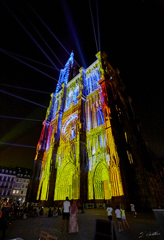 © All Rights Reserved - 2020-08-09 22:48:14 f/4 1/20sec ISO-12800 17mm - France, Strasbourg, Cathédrale