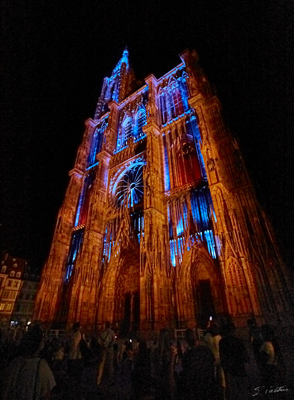 © All Rights Reserved - 2020-08-09 22:50:05 f/4 1/200sec ISO-12800 17mm - France, Strasbourg, Cathédrale