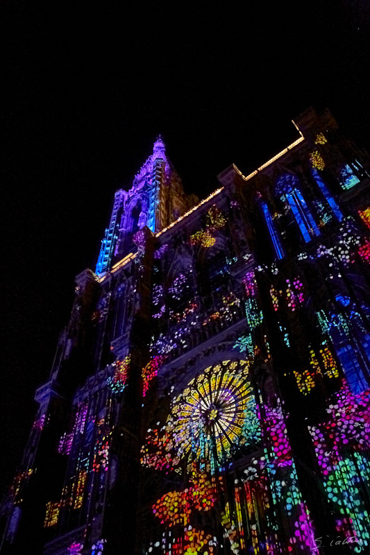 © All Rights Reserved - 2020-08-09 22:55:36 f/4 1/40sec ISO-12800 32mm - France, Strasbourg, Cathédrale