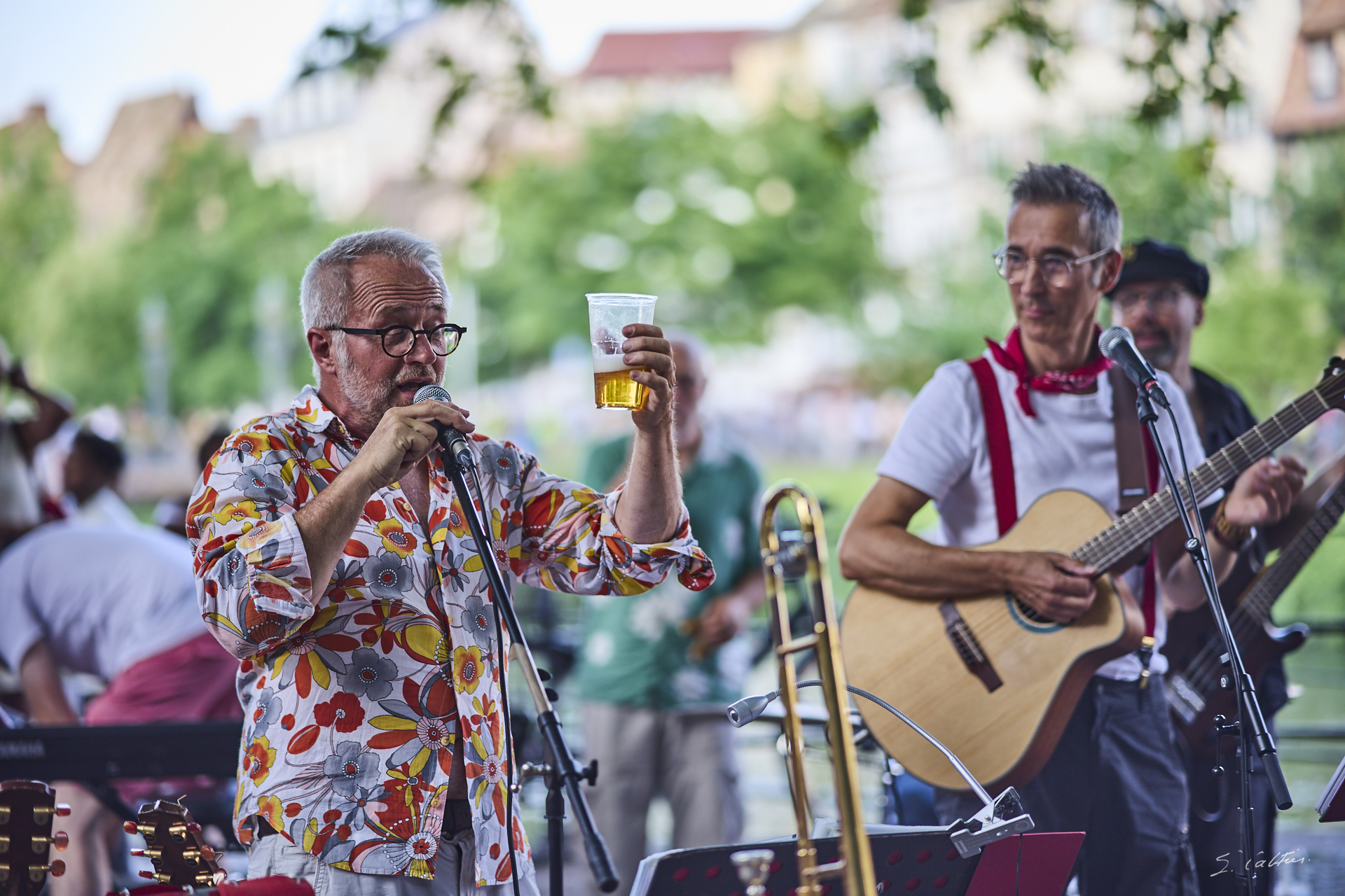 © All Rights Reserved - 2025-06-21 18:59:00 - f/1.4 1/125sec ISO-125 85mm - Strasbourg, fête de la musique