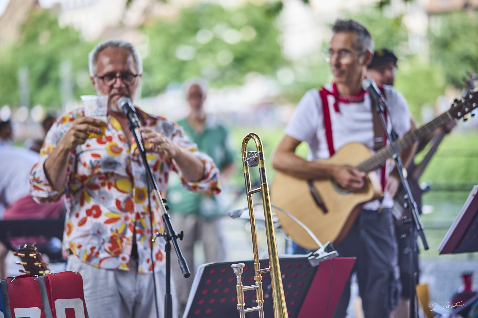 © All Rights Reserved - 2025-06-21 18:59:02 - f/1.4 1/125sec ISO-200 85mm - Strasbourg, fête de la musique