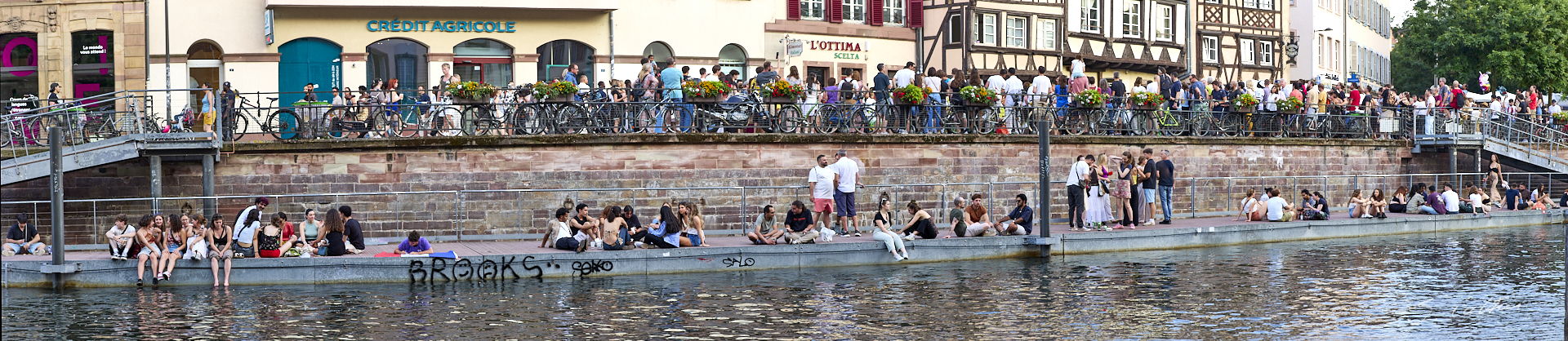 © All Rights Reserved - 2025-06-21 19:08:28 - f/5 1/125sec ISO-640 85mm - Strasbourg, fête de la musique