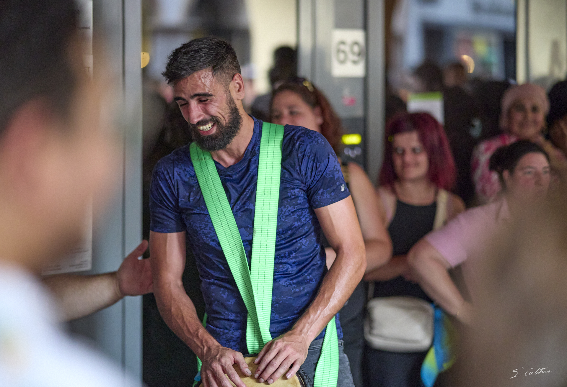 © All Rights Reserved - 2025-06-21 19:25:58 - f/1.4 1/125sec ISO-6400 85mm - Strasbourg, fête de la musique