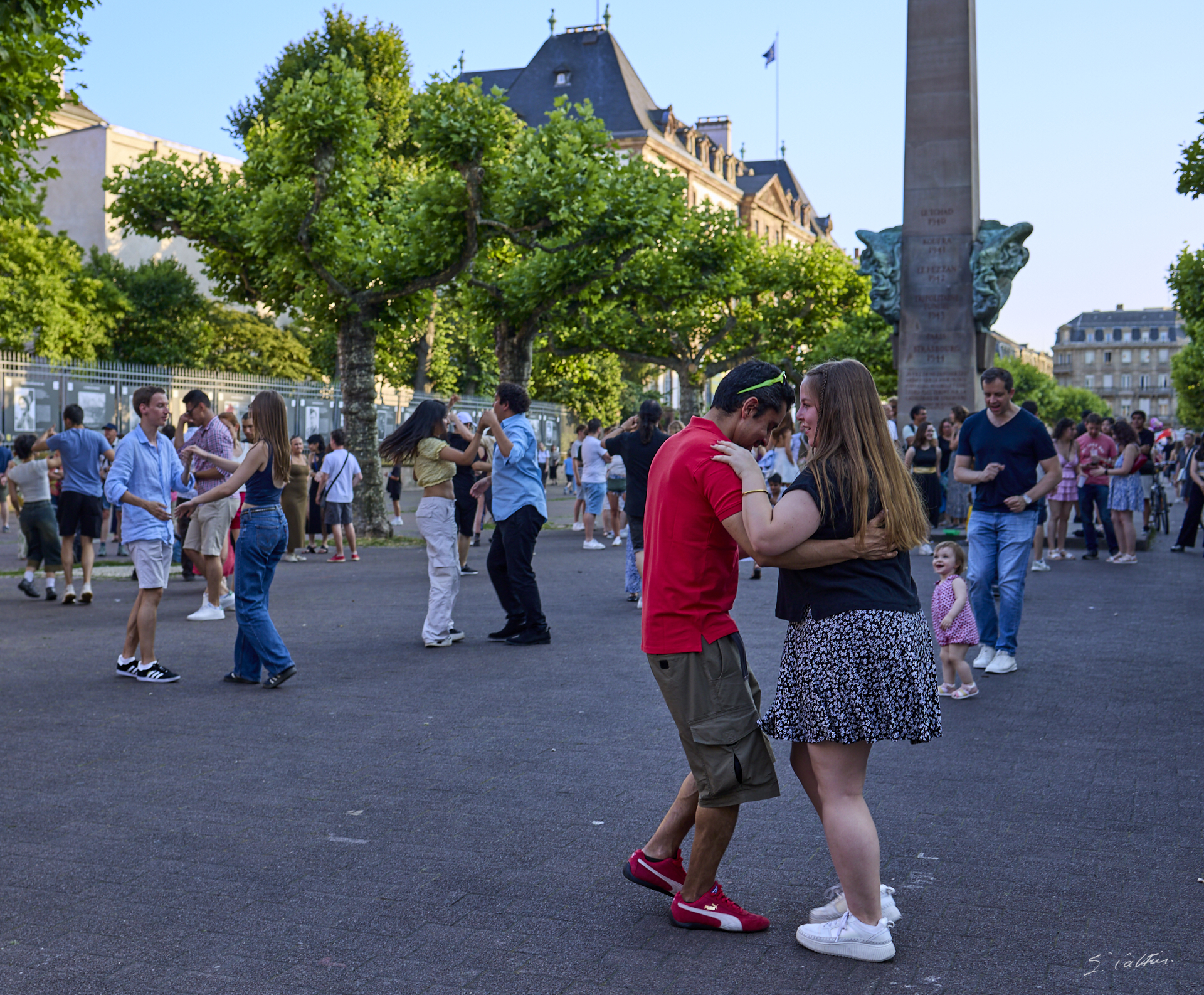 © All Rights Reserved - 2025-06-21 18:12:38 - f/4 1/160sec ISO-100 35mm - Strasbourg, fête de la musique