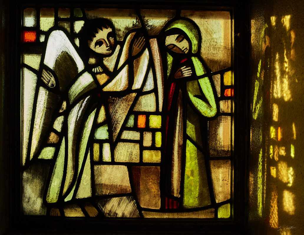 © All Rights Reserved - 2013-12-08 09:12:35 - f/7.1 1/30sec ISO-200 50mm - France, Taizé, frères de Taizé