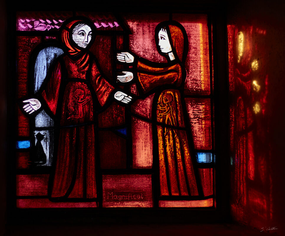 © All Rights Reserved - 2013-12-08 09:13:15 - f/2 1/40sec ISO-200 50mm - France, Taizé, frères de Taizé