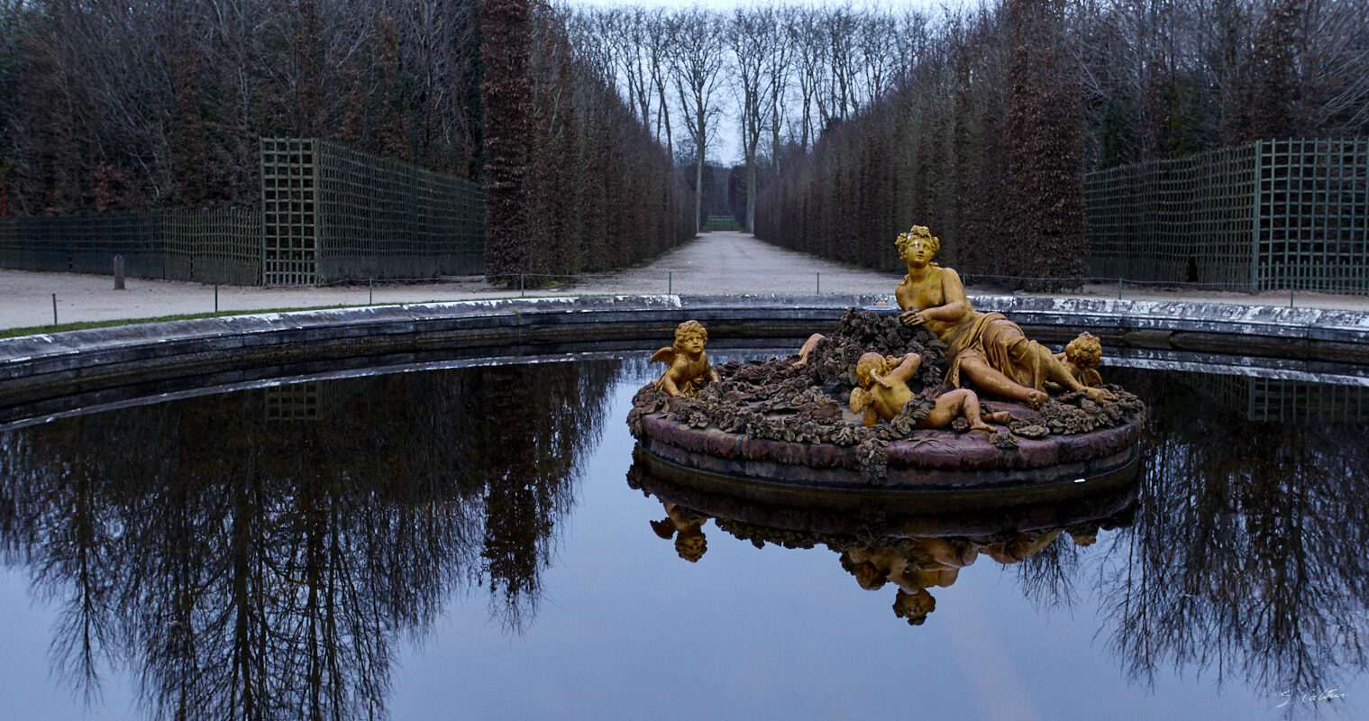 © All Rights Reserved - 2014-12-26 17:09:43 - f/4 1/15sec ISO-1600 35mm - France, Versailles