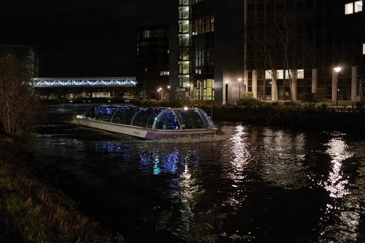 © All Rights Reserved - 2018-12-09 18:58:08 - f/2.8 1/50sec ISO-8000 40mm - France, Alsace, Strasbourg-Europe