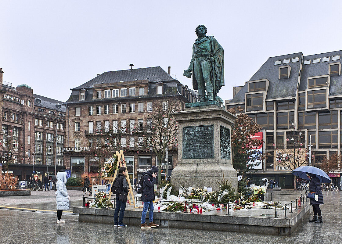 © All Rights Reserved - 2019-02-01 14:55:25 f/4 1/180sec ISO-400 18.5mm - France, Alsace, Strasbourg