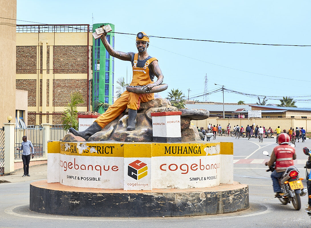 © All Rights Reserved - 2019-08-23 14:27:16 f/16 1/30sec ISO-100 70mm - Rwanda, Muhanga (Gitarama)