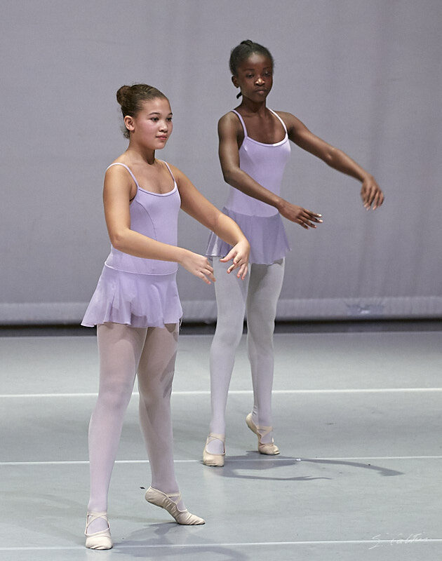 © All Rights Reserved - 2019-12-14 19:45:59 - f/5 1/100sec ISO-1600 200mm