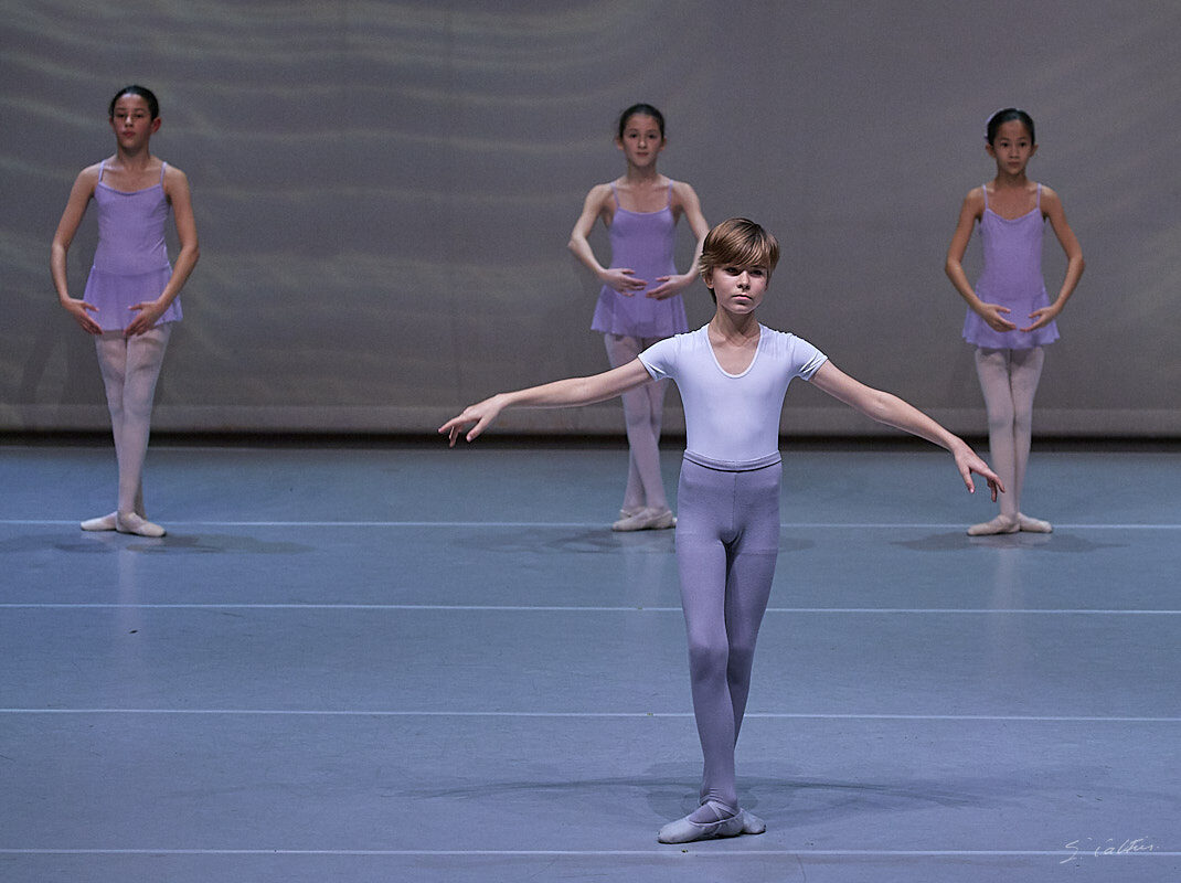 © All Rights Reserved - 2019-12-14 20:10:33 - f/5 1/100sec ISO-1600 148mm