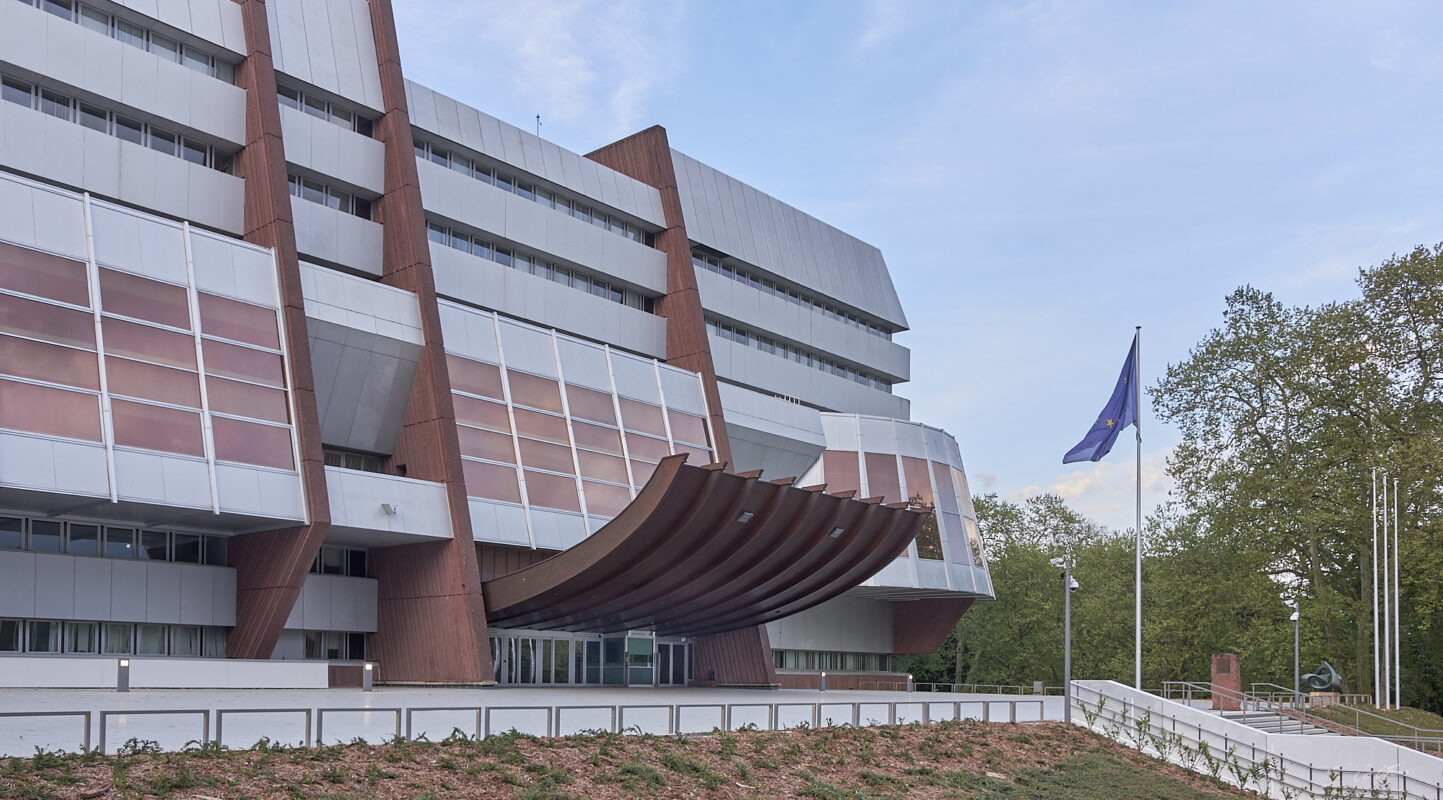 © All Rights Reserved - 2020-04-19 19:50:32 - f/4 1/160sec ISO-200 18.5mm - France, Alsace, Strasbourg-Europe