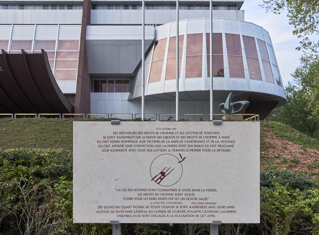 © All Rights Reserved - 2020-04-19 19:51:46 - f/4 1/170sec ISO-200 18.5mm - France, Alsace, Strasbourg-Europe