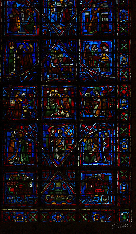 © All Rights Reserved - 2020-07-27 16:24:24 f/2.8 1/160sec ISO-3200 105mm - France, Chartres, cathédrale