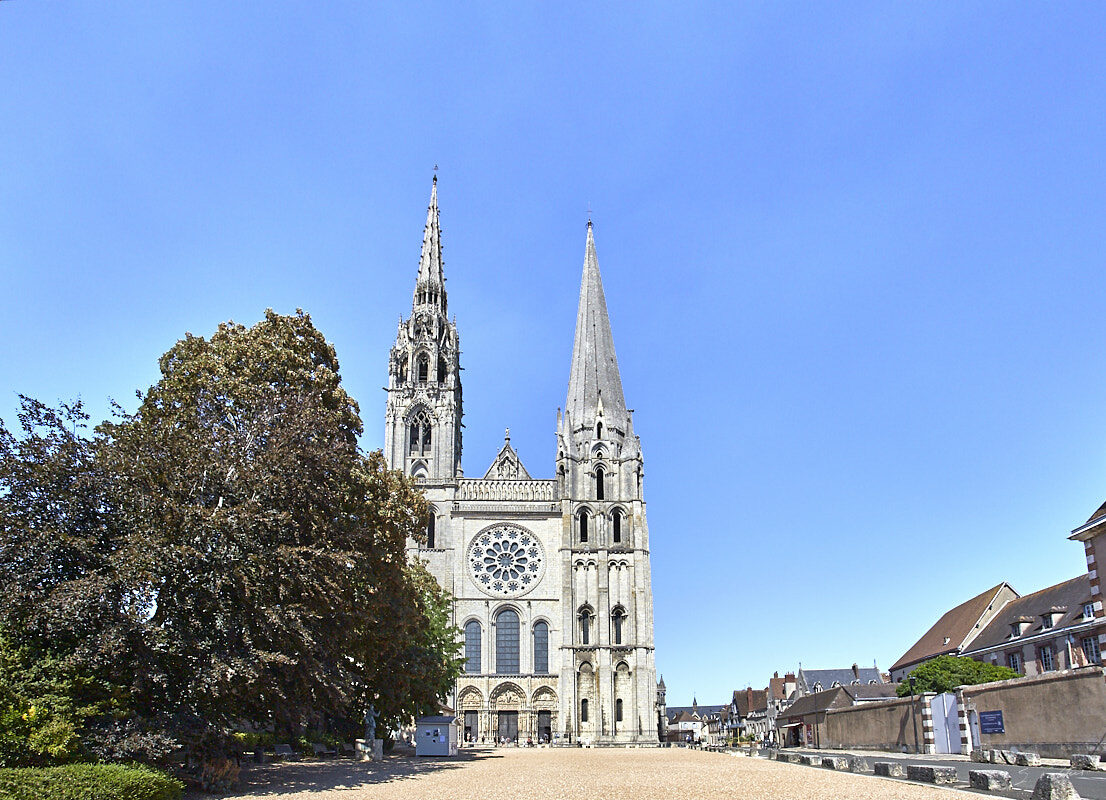 © All Rights Reserved - 2020-07-27 16:38:24 f/10 1/800sec ISO-160 17mm - France, Chartres, cathédrale