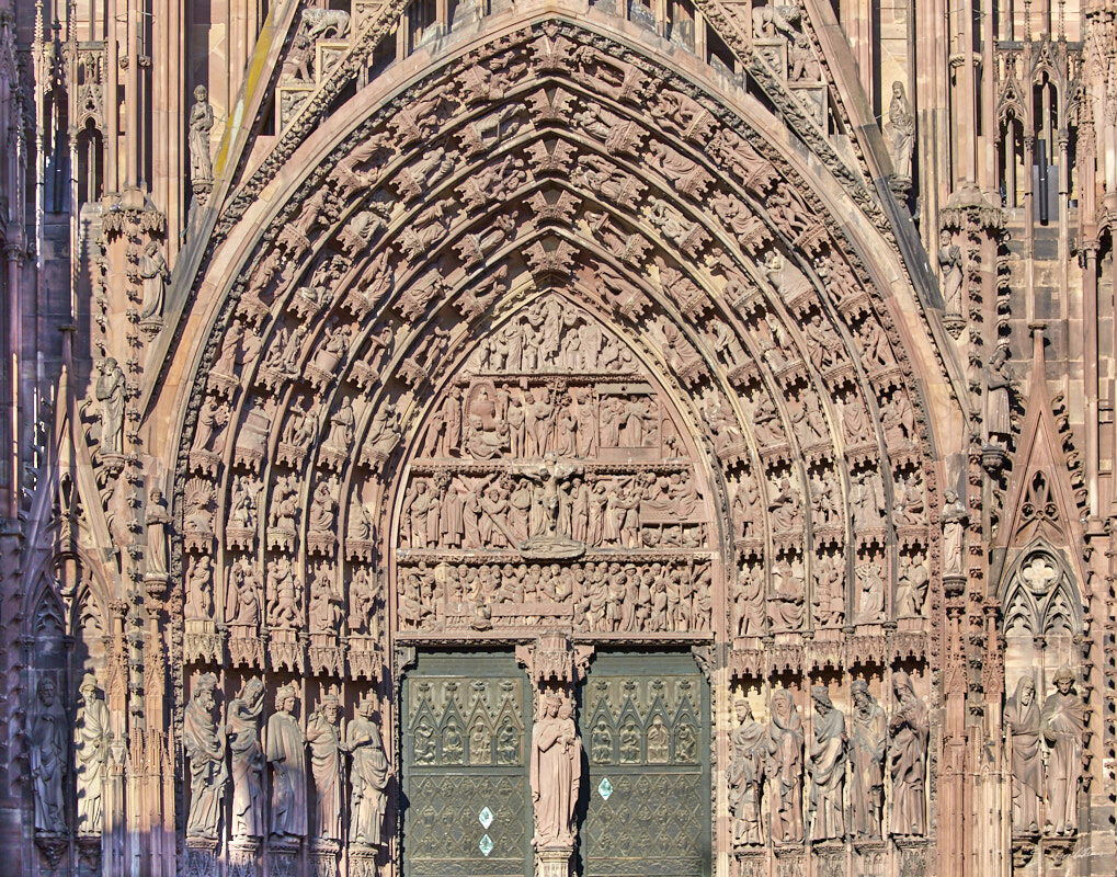 © All Rights Reserved - 2020-09-10 17:41:25 f/4.5 1/1600sec ISO-160 100mm - France, Strasbourg, Cathédrale