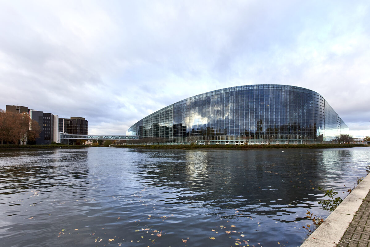 © All Rights Reserved - 2020-11-16 08:33:58 - f/8 1/80sec ISO-160 17mm - France, Alsace, Strasbourg-Europe