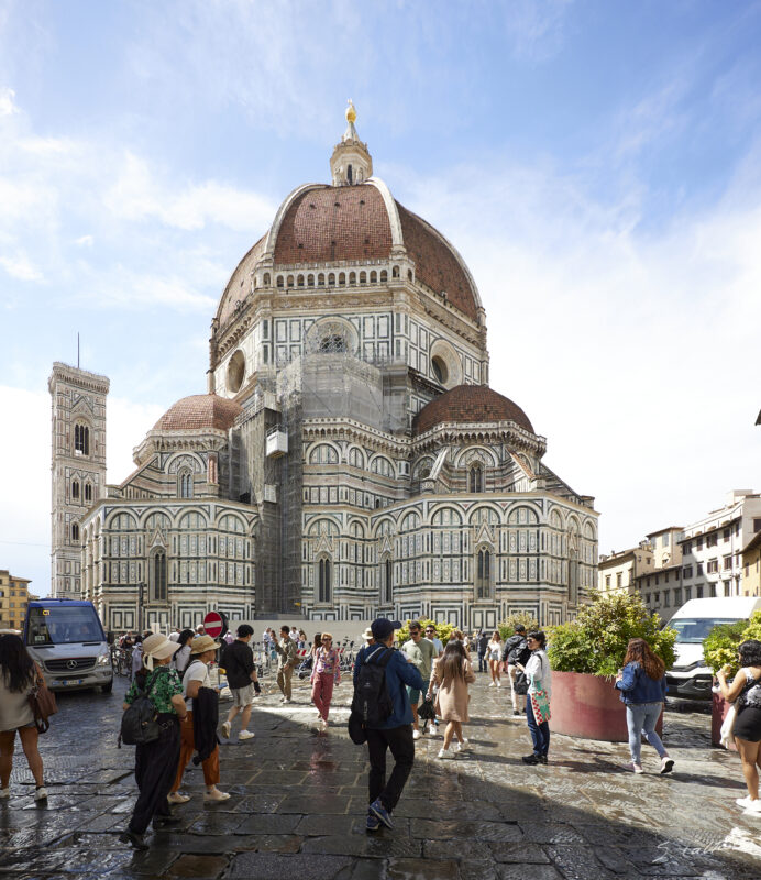 © All Rights Reserved - 2024-06-25 13:27:49 - f/5.6 1/640sec ISO-100 14mm - Italie,, Florence