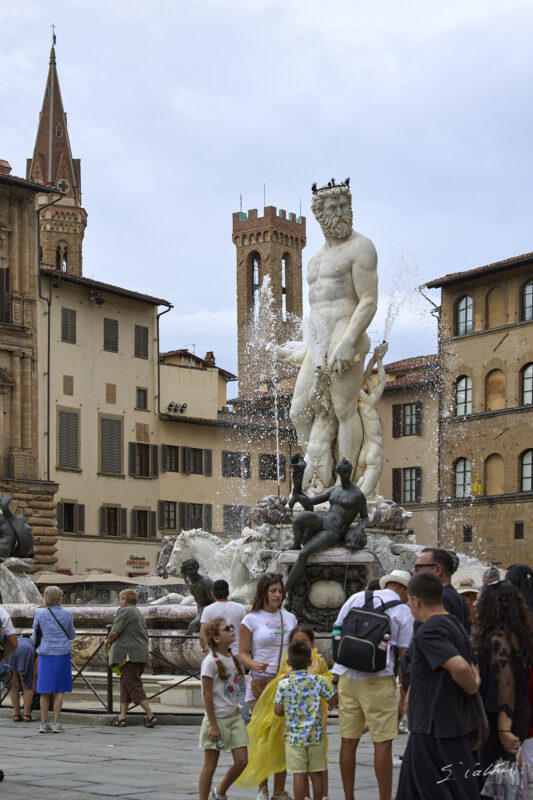 © All Rights Reserved - 2024-06-25 15:44:31 - f/5.6 1/400sec ISO-100 70mm - Italie,, Florence