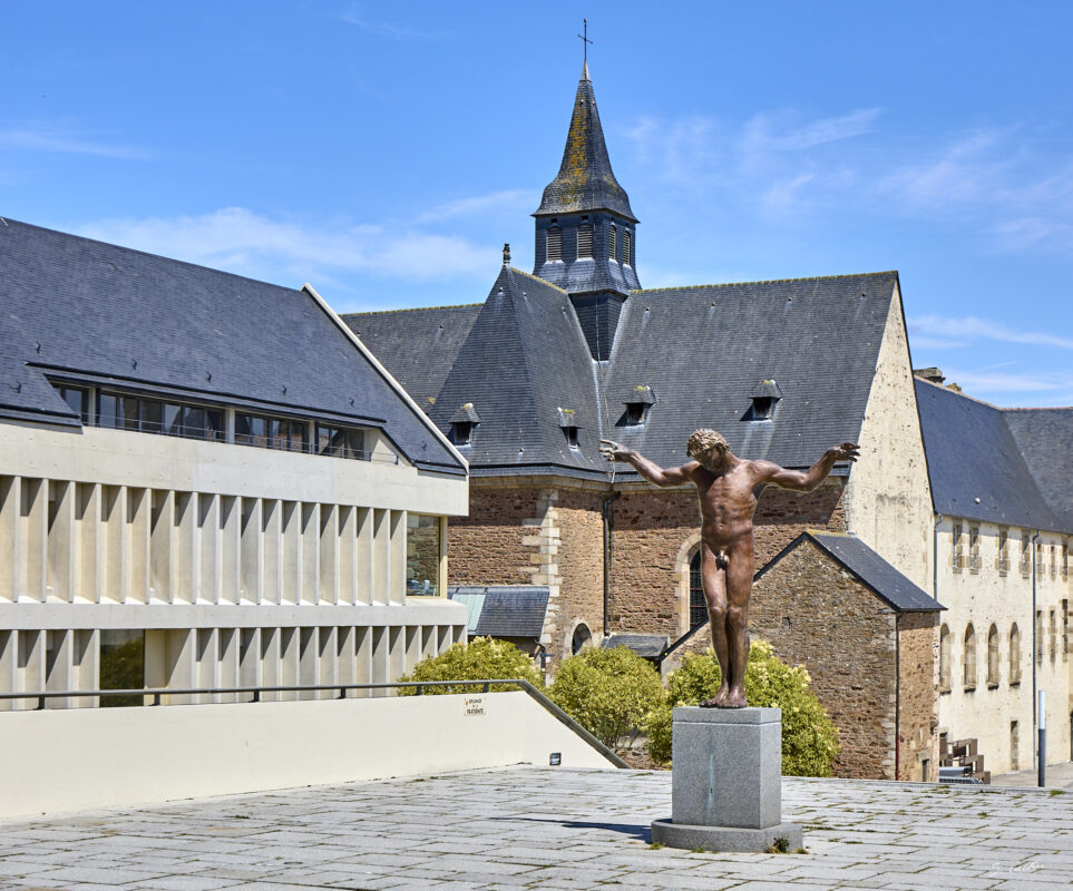 © All Rights Reserved - 2025-07-28 12:53:58 - f/8 1/250sec ISO-100 50mm - France, Bretagne, Dinan