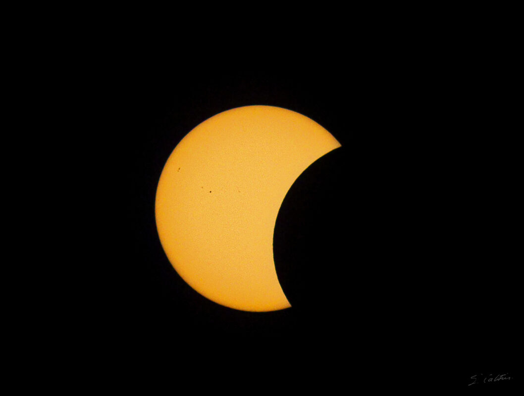 © All Rights Reserved - - 2026-08-12 19:52:14 - France, Bourgogne,, Sâone-et-Loire, eclipse du 12 aout 2026 - f/9 1/2000sec ISO-100 400mm